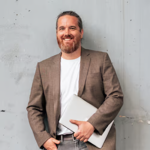 SEO Strategie Beratung in Berlin mit Robert Rosenberg für individuelle Kundenlösungen und professionelle Angebotserstellung.